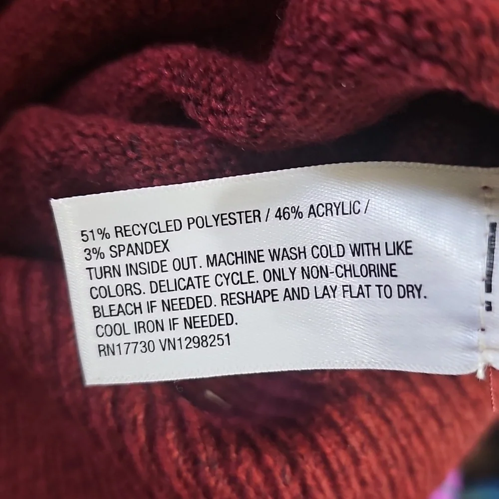 A New Day Women's Cozy Knit Pullover V-Neck Sweater Burgundy